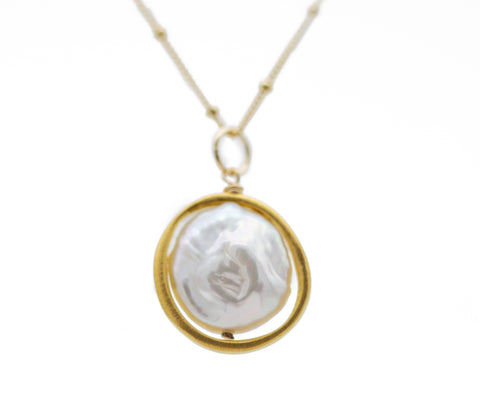 Philippa Roberts Open Circle with Large Pearl Necklace - Vermeil